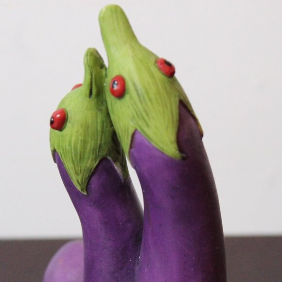 Enesco Home Grown Eggplant Duck Figurine 2004 Anthropomorphic with Box - Picture 4 of 6